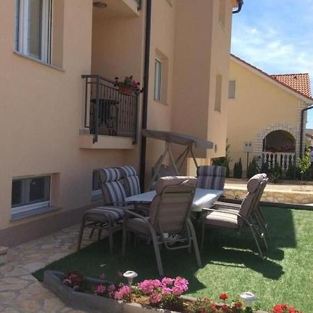 Apartments Lipovica Sukošan المظهر الخارجي الصورة